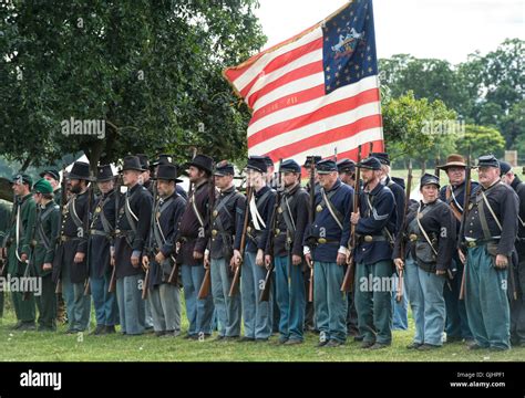 Civil War Union Soldiers In Battle