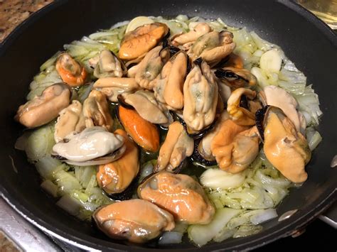 No Solo Las Monjitas Cocinan Cosas Ricas Mejillones De Las Rias