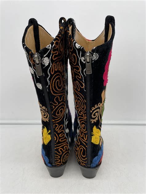 Velvet Road Embroidered Velvet Western Boots 35 Gem