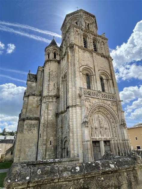 The historic sites of Poitiers - living to the fullest