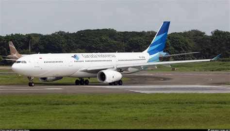 PK GPW Garuda Indonesia Airbus A330 343 Photo By Alif Luqman Wijaya