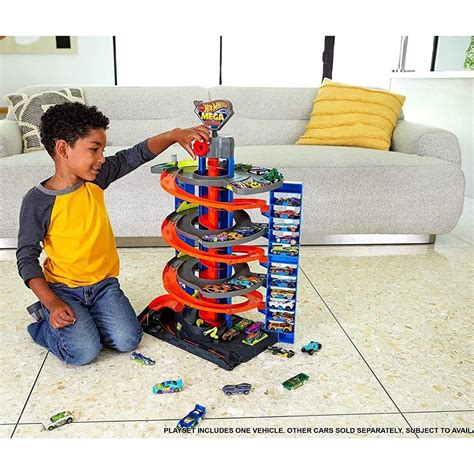 Hot Wheels City Mega Garage Playset With Vehicle