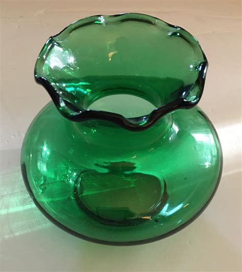 Vintage Green Glass Vase - Etsy