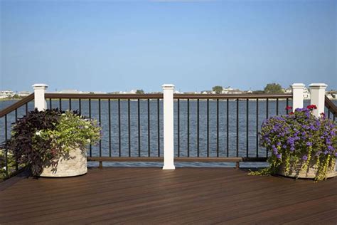 Trex Transcend® Composite Deck Railing Trex