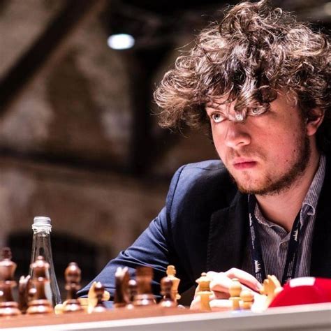 Who Is Hans Niemann The Controversial Teen Chess Grandmaster And Did He Really Cheat Against