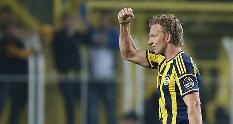 Mărturii din infern Dirk Kuyt Tremur tot și plâng nu pot continua