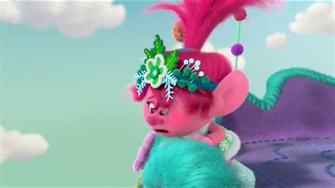 Pin by Idalia Naxi on Trolls Holiday 2: Trolls Holiday In Harmony | Dreamworks trolls, Christmas ...