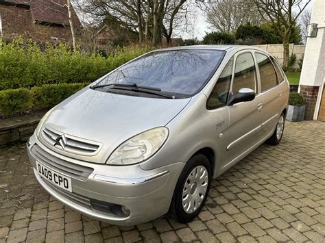 Citroen Xsara Picasso Desire V Dr Manual For Sale In Bolton