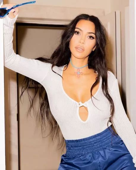 Kim Kardashian Poses Nude In Bed For Scorching Snap As She Escapes To