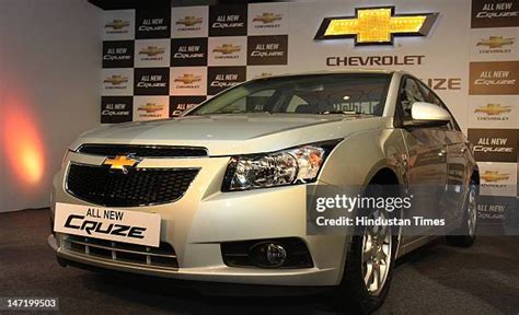 General Motors Launches New Chevrolet Premium Sedan Cruze Photos And