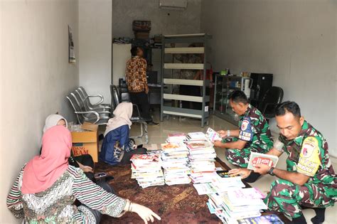 Wujud Sinergi Dinas Perpustakaan Sidoarjo Serahkan Bantuan Buku Untuk