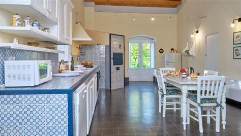 Creating the Mediterranean Kitchen [Comprehensive Design Guide]