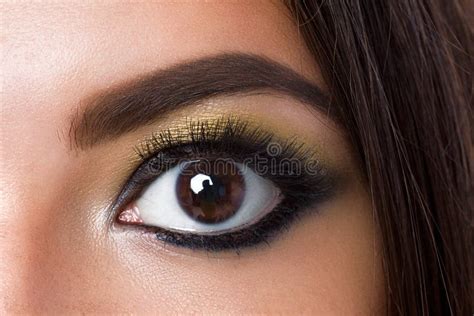 Beauty Portrait Of Nude Pretty Brunette Woman With Long Hair Evening Make Up Long Eyelashes