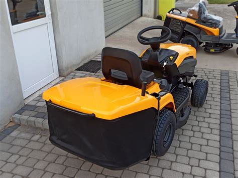 Traktorek kosiarka STIGA Estate 384 15KM Hydrostat NOWY Lututów OLX pl