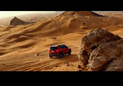 Jeep Annuncia Larrivo Della Nuova Gamma Ibrida 4xe Con Una Campagna