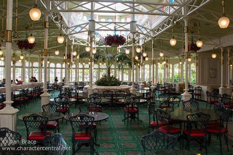 The Crystal Palace Character Breakfast At Tokyo Disneyland A Review