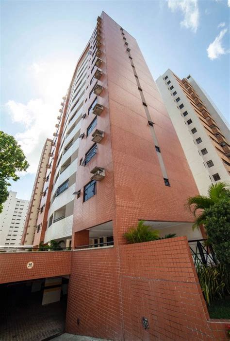 Apartamento na Rua Monsenhor Catão 1263 Aldeota em Fortaleza por R