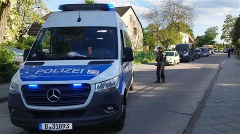 Toter In Berlin Spandau Polizei Gewerkschaft Spricht Von Hinrichtung