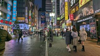 Fhd Shinjuku In The Snow Walking