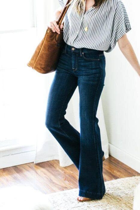 27 Of The Most Stylish High Waisted Jeans Outfits The Cuddl