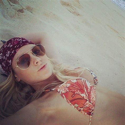 Naked Lia Ferré Added 07 19 2016 by Lionheart