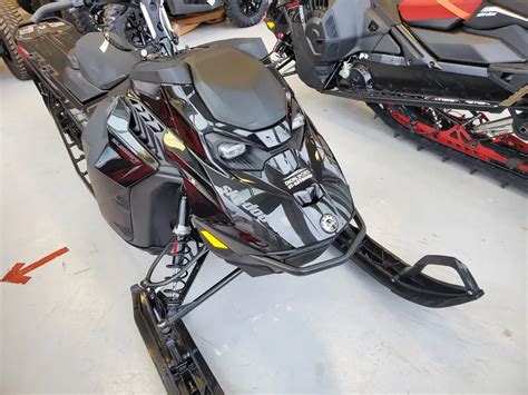 Ski Doo Summit Sp Etec Neuf Saint Raymond Dion Sports