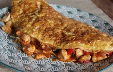 TORTILLA FRANCESA CON POLLO