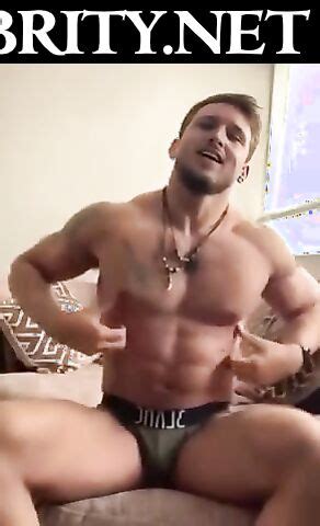 Shayne Topp Naked On Webcam And Then Plays With His Penis SexCelebrity