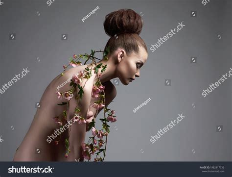 Beautiful Naked Woman Like Flower Nude Stock Photo 1982917736 Shutterstock