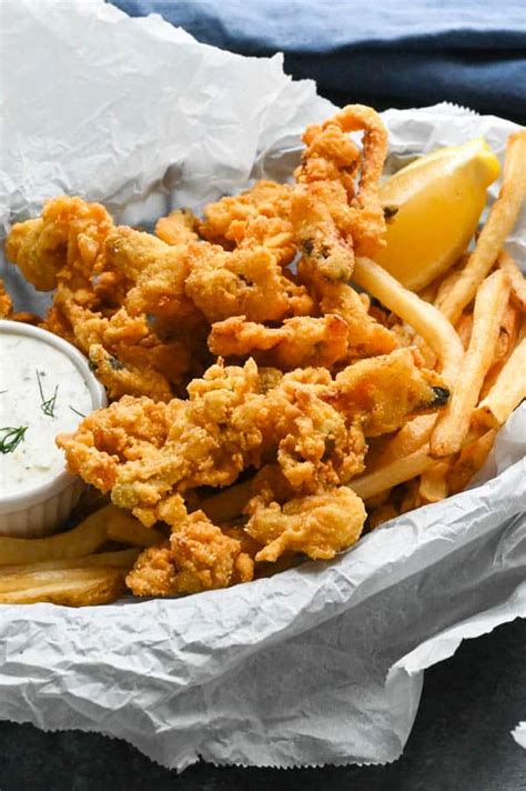 Fried Whole Belly Clams With Simple Tartar Sauce Garlic Zest