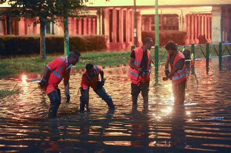 Seveso Dopo L Esondazione Il Fiume Torna Sotto I Livelli Di Guardia FOTO