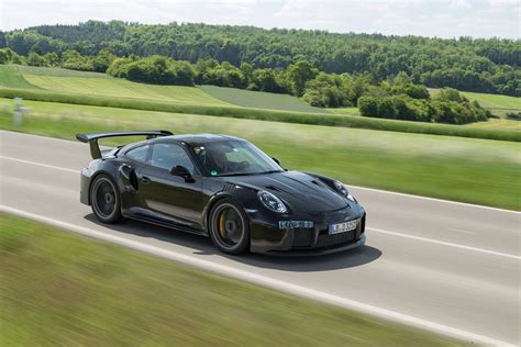 New Porsche 911 GT2 RS - pictures | evo