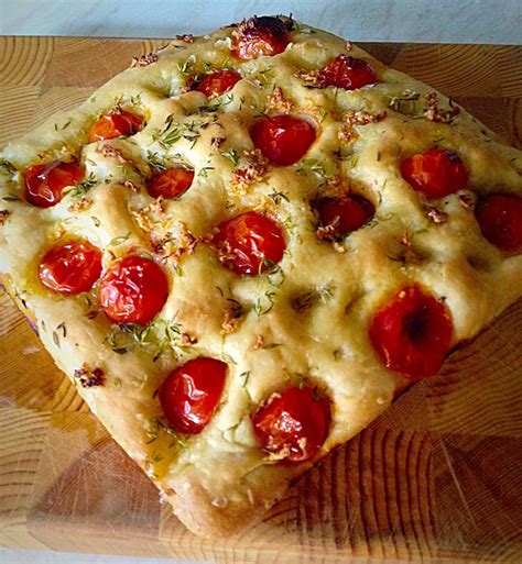 Tomato Thyme Garlic Focaccia Bread Feasting Is Fun