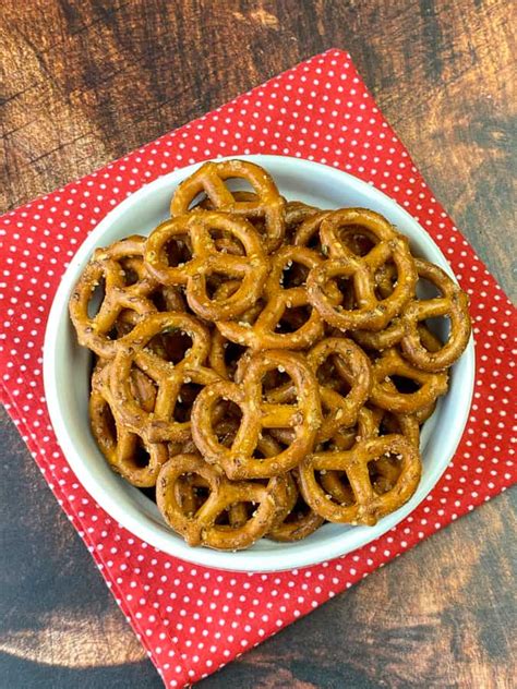 Easy Homemade Spicy Pretzel Snack Recipe 2023 AtOnce