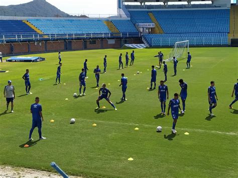 Avaí Faz Penúltimo Treino Antes Da Estreia No Estadual Veja Provável Time