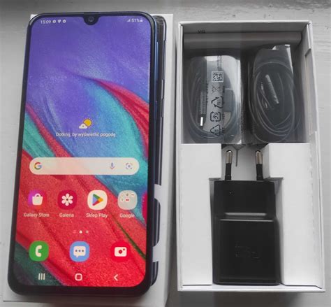 Telefon Samsung Galaxy A40 Blue SM A405FN DS 64GB 4GB Ram Niebieski