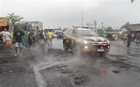 Prf Volta A Registrar Bloqueios Em Rodovias Federais Pelo País Wscom