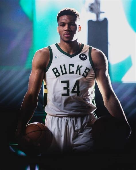 Giannis Ugo Antetokounmpo On Instagram Fear The Deer Gianni