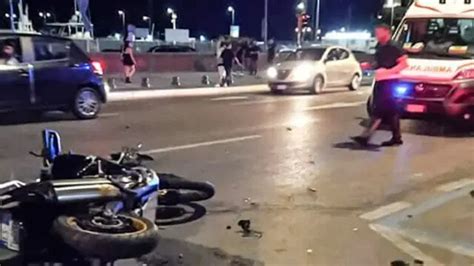 Motociclista 45enne Muore Dopo Incidente Stradale