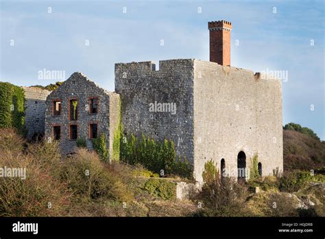Aberthaw Hi Res Stock Photography And Images Alamy