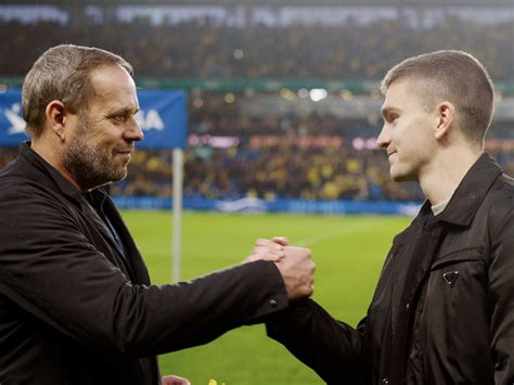 Brøndby IF on Twitter Mikael Uhre var tilbage på Brøndby Stadion i