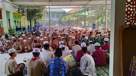 Sambut Bulan Suci Ramadhan MTsN 1 Pasuruan Gelar Gebyar Sholawat Dan