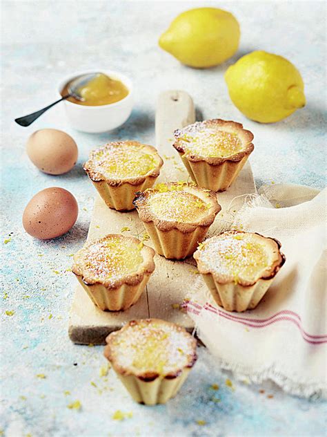 Tartelettes Au Lemon Curd Facon Cupcakes Cupcake Style Lemon Curd Pies