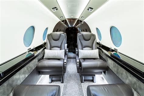 Hawker 400XP Interior | Elliott Jets