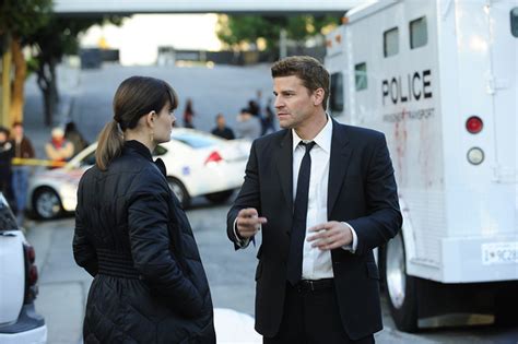 Bones Behind the Scenes - Bones Photo (18714614) - Fanpop