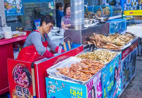 Mercado De Peixes De Busan Jagalchi Foto Editorial Imagem De Coreia