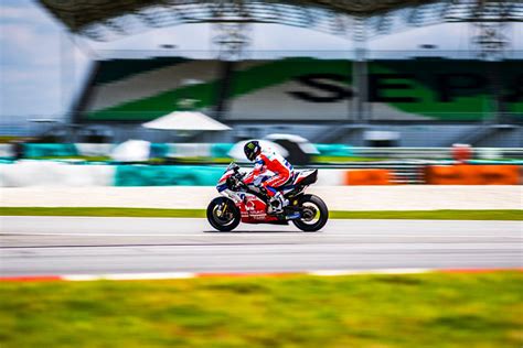 Ini Hasil Tes Motogp Sepang Kombinasi Selama Hari Ducati Quatrick