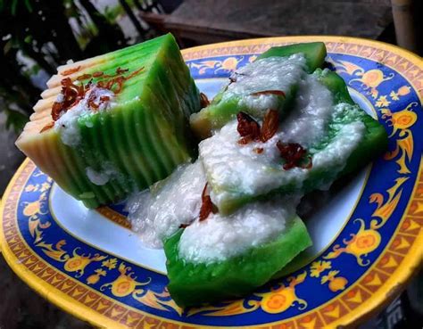 Kue Khas Kalimantan Selatan Yang Unik Dan Lezat