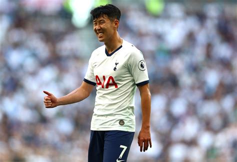 Gary Neville Lauds Tottenham Hotspurs Son Heung Min