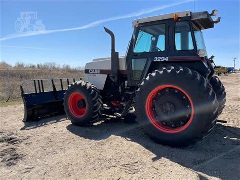 1984 Case Ih 3294 For Sale In Saskatoon Saskatchewan